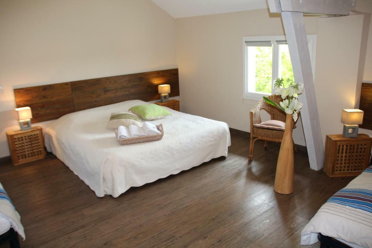 Chambres D'Hotes Domaine De Compostelle Casteide-Candau Zewnętrze zdjęcie